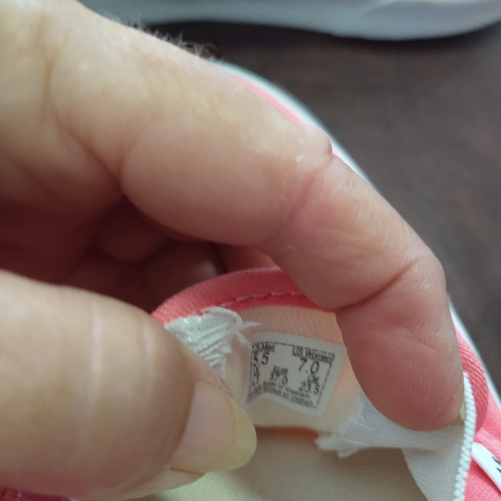 Vans Slip Ons - image 4